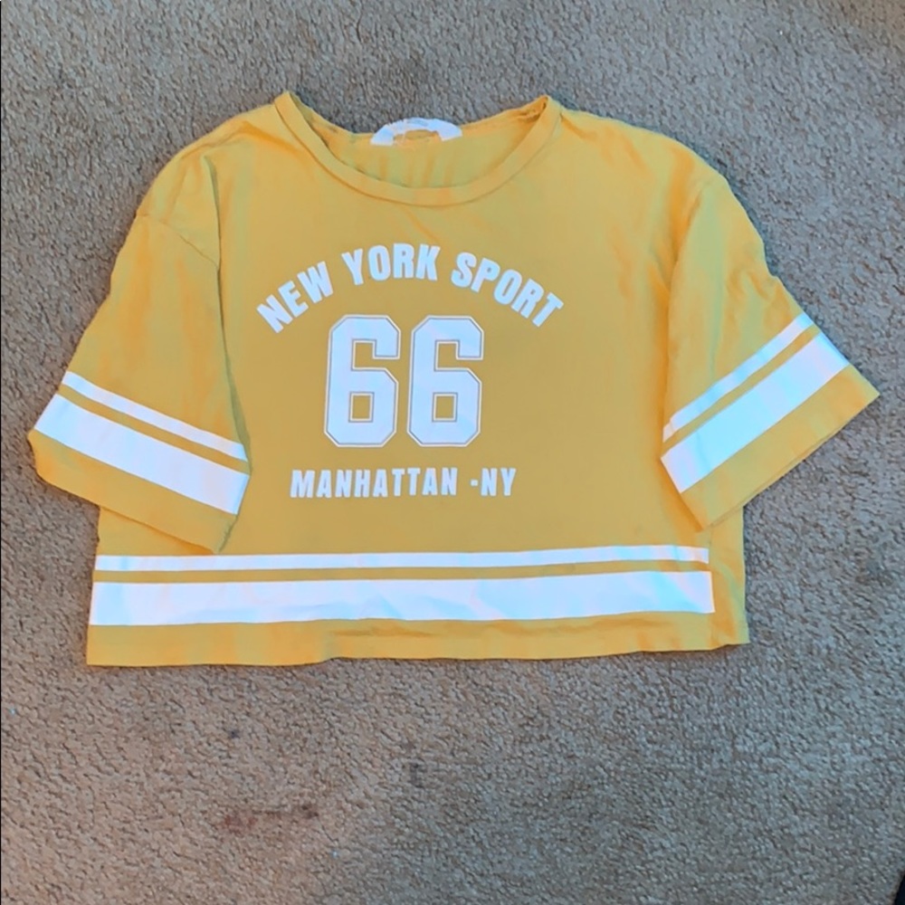 Mustard yellow and white H&M crop top.